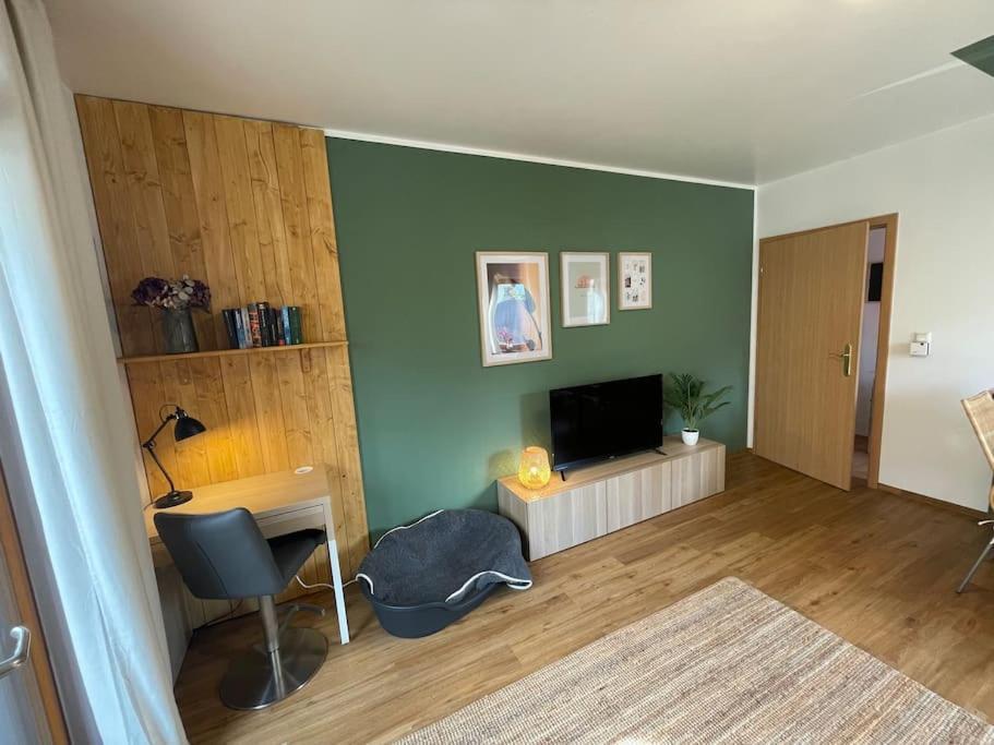 Cozy Wilkipartment Bis 4 Pers - Hund - Netflix - Wlan - Wintergarten - Coffeebar - Popcorn Verl Exterior photo